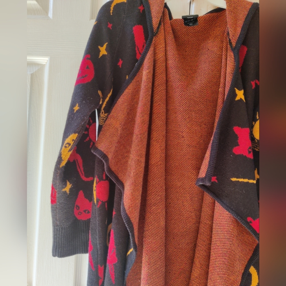 Her Universe Disney Hocus Pocus Dani Hooded Fringe Halloween Cardigan XL NWOT - Picture 10 of 17